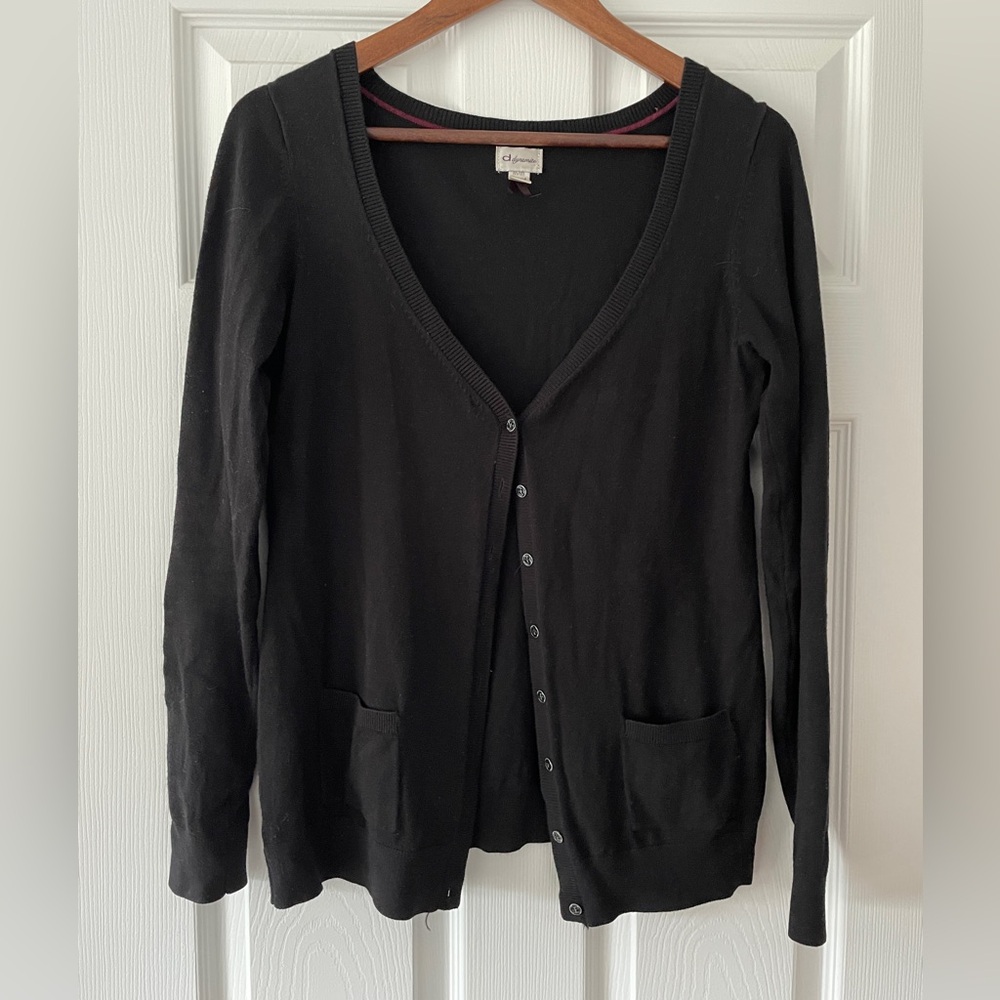 V neck cardigan